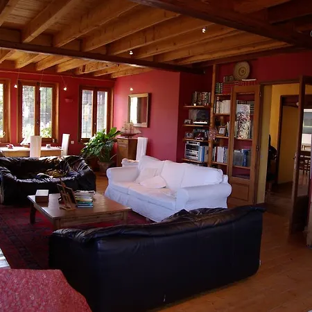 Maison D'hotes L'arnica Bed and breakfast